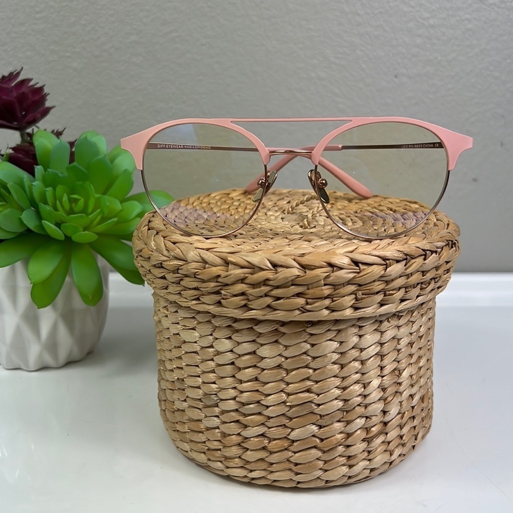 NWOT DIFF • Lexi Blue Light Blocking Glasses Rose Gold